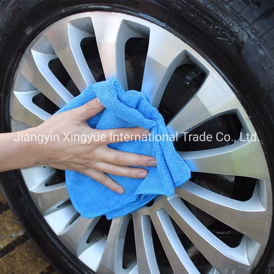 Chiffon de nettoyage propre en microfibre 200GSM 40*40cm pour les soins ménagers et automobiles