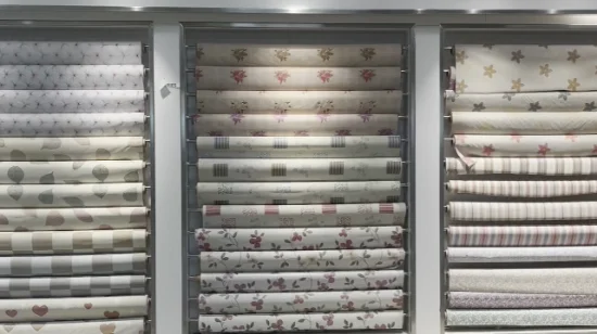 Couvertures de table en polyester résistantes aux taches de fleurs 3D de fantaisie faites à la main